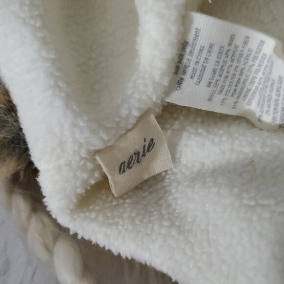 Vintage New Cozy Faux Fur Cream/ Brown Russian Hat - Picture 6 of 9